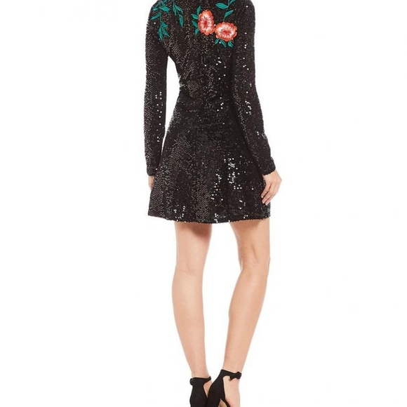 PARTY IN STYLE!!Gianni Bini🔥Designer Sequin Dress - Picture 4 of 16